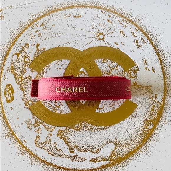 CHANEL Authentic Red with Gold Lettering Ribbon - Picture 7 of 10
